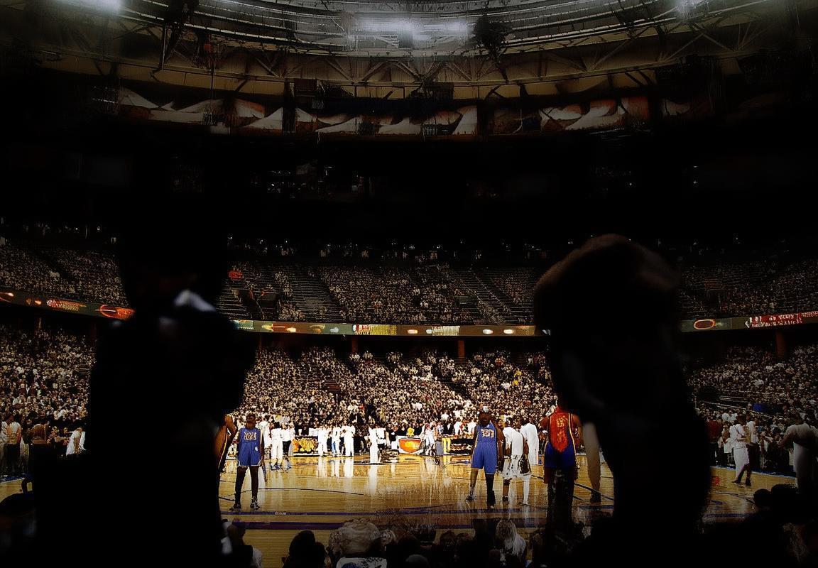 2008湖勇巅峰对决：科比库里传奇对决与战术较量(图1)